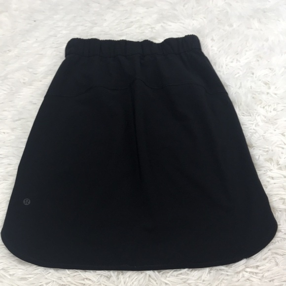 Lululemon On The Fly Skirt *21" Black - Picture 6 of 6